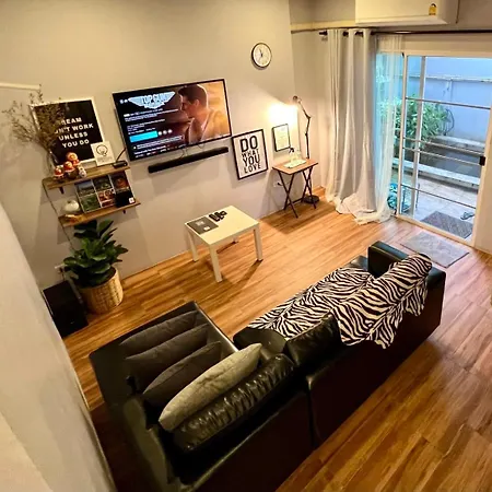 Mini-Me Home, A Cozy Entire House In Old City Chiang Mai Exterior photo